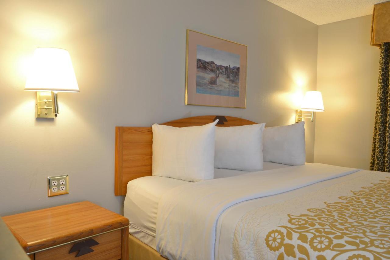 Days Inn & Suites By Wyndham Airport Albuquerque Dış mekan fotoğraf