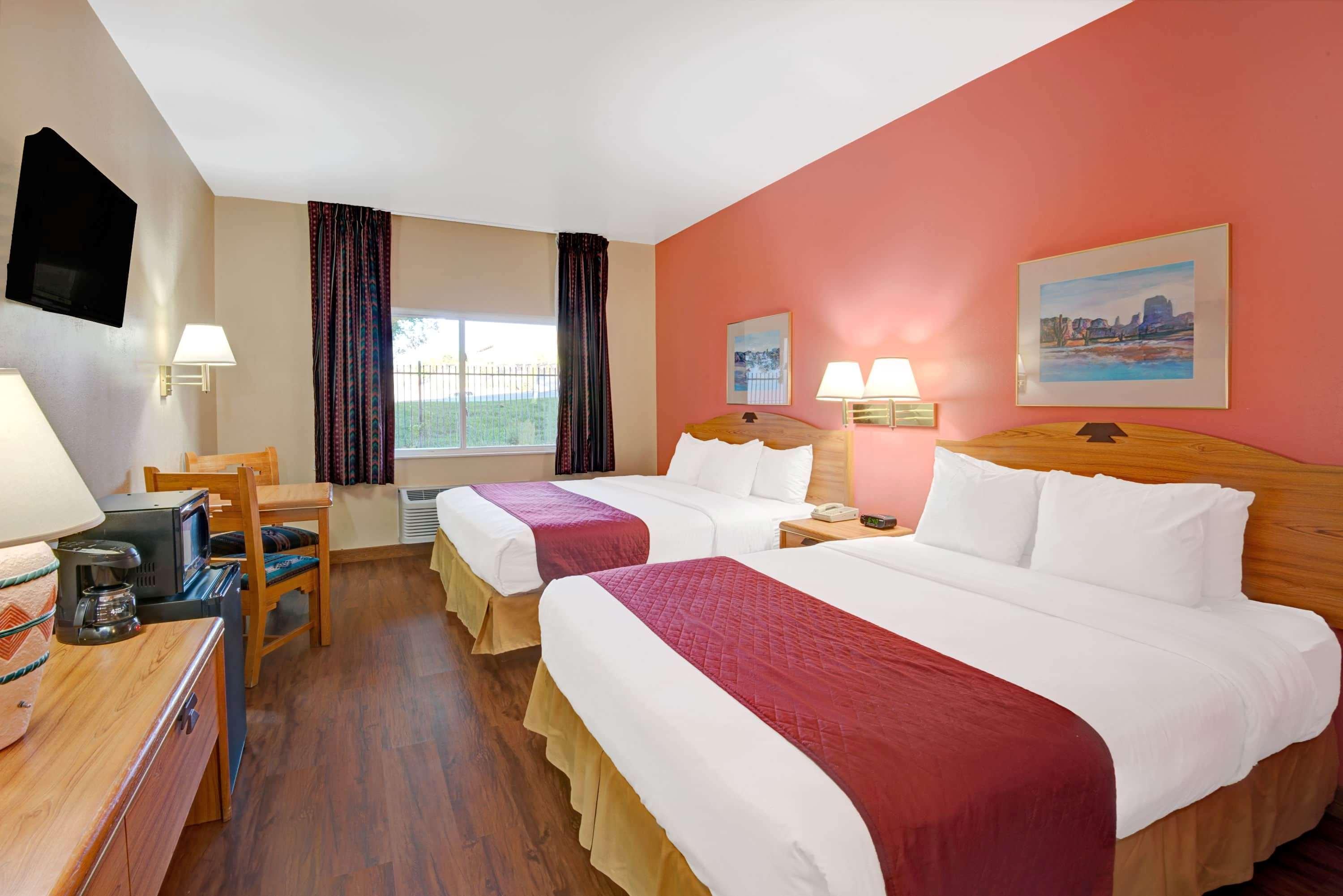 Days Inn & Suites By Wyndham Airport Albuquerque Dış mekan fotoğraf