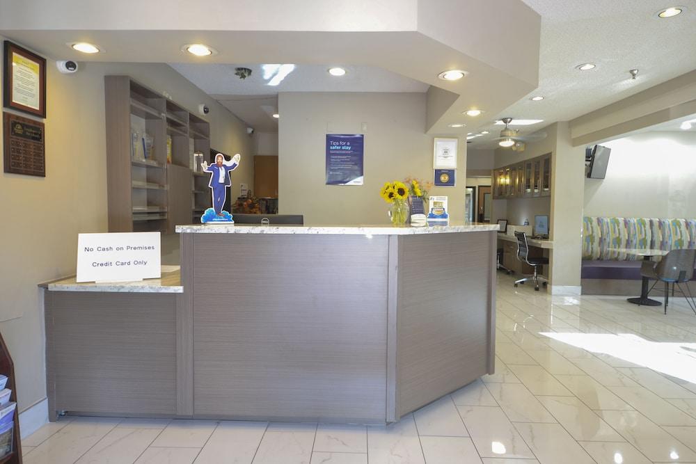 Days Inn & Suites By Wyndham Airport Albuquerque Dış mekan fotoğraf