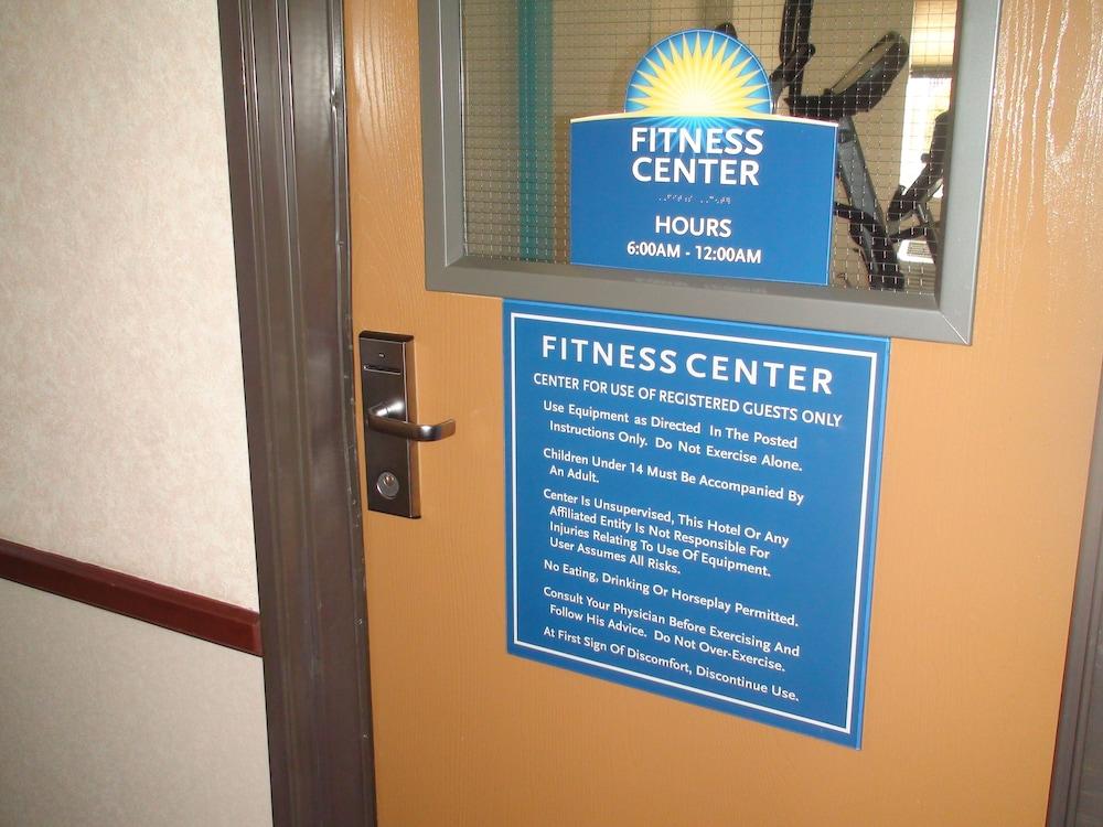 Days Inn & Suites By Wyndham Airport Albuquerque Dış mekan fotoğraf