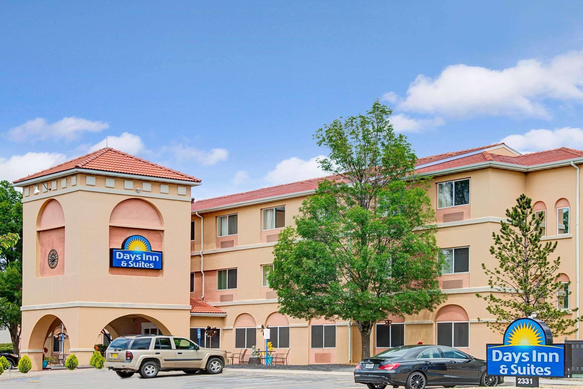 Days Inn & Suites By Wyndham Airport Albuquerque Dış mekan fotoğraf